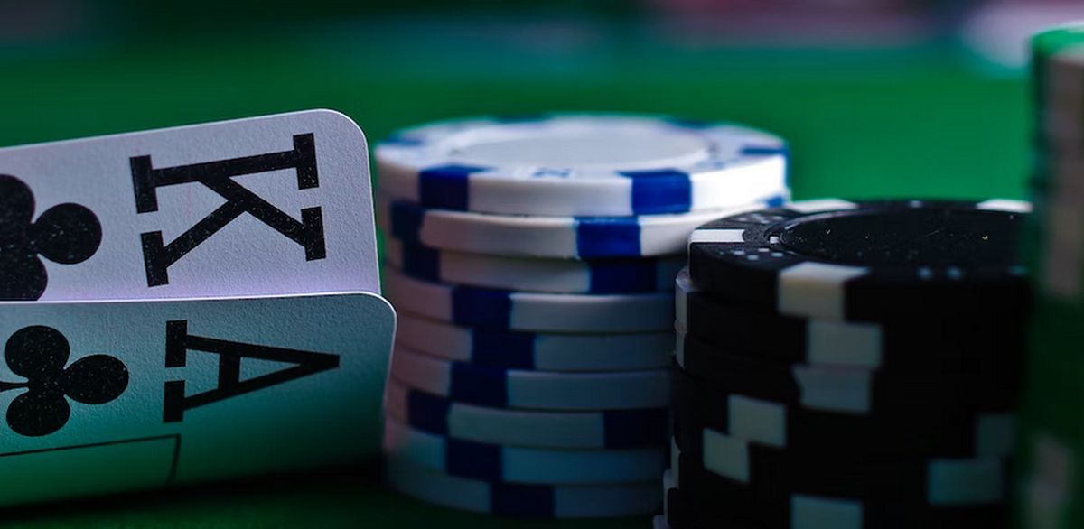 avantages et inconvénients du poker en ligne